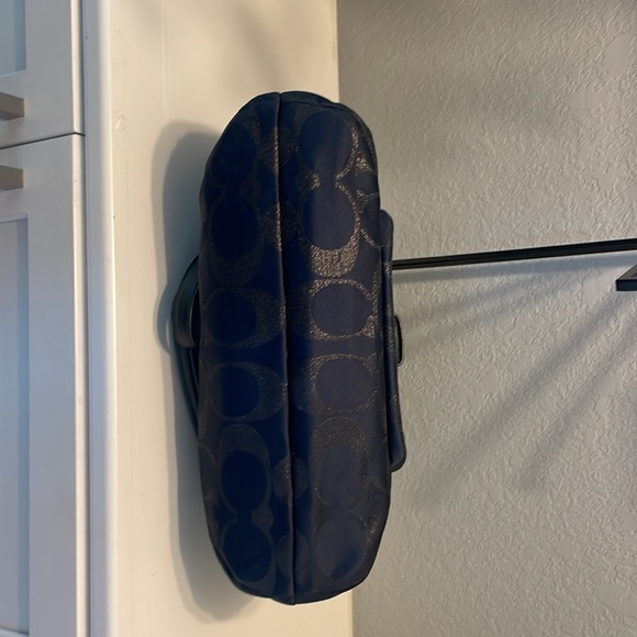 Coach purse, new with tags and bag.
Well kept, grab a good deal! - Picture 6 of 8